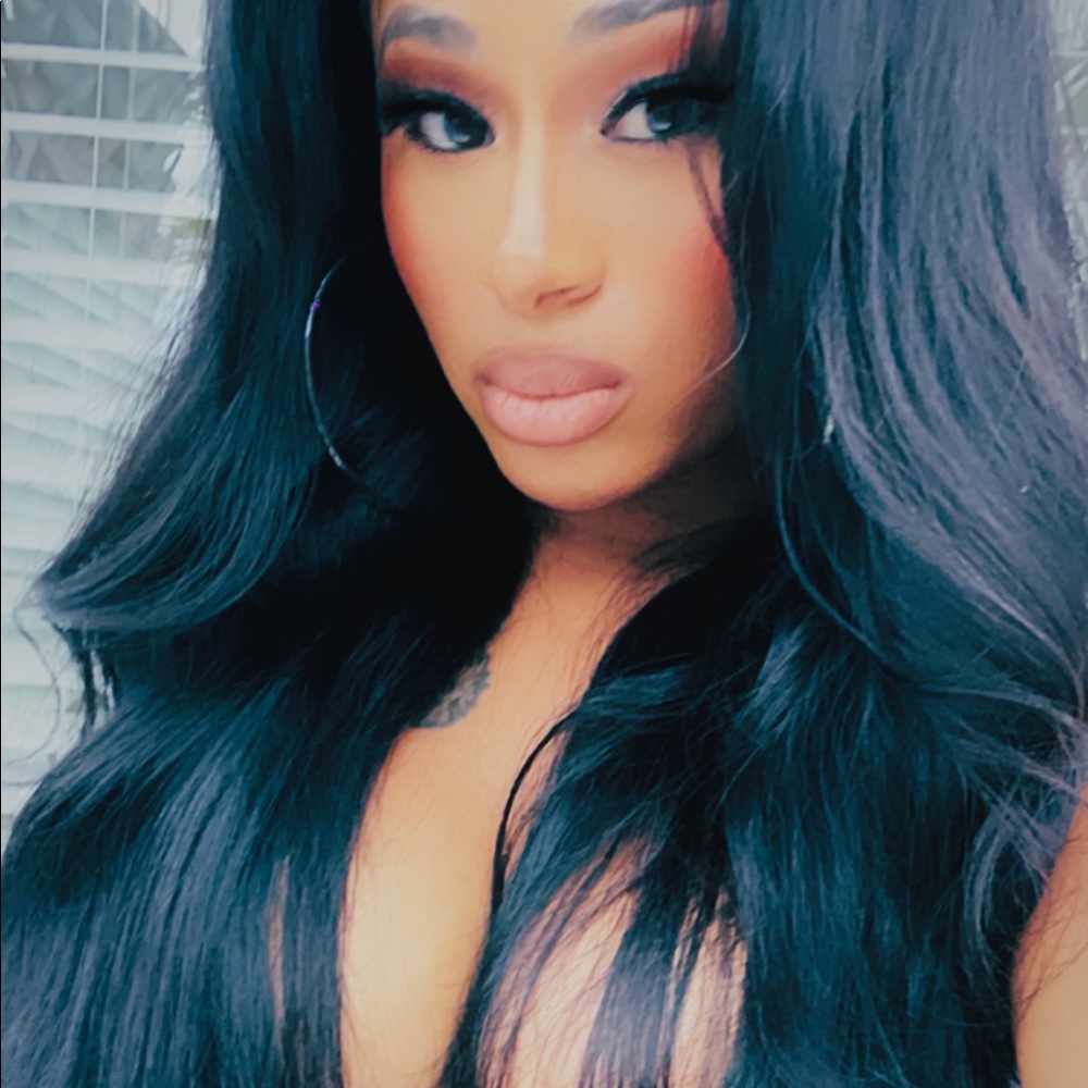 Meet your Posher, Lexus